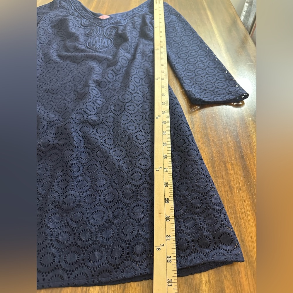 Lilly Pulitzer Alden Lace Dress Size XS Navy EUC Double V Neck Overlay - Picture 2 of 8